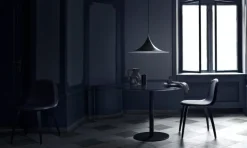 GUBI Semi pendellampa, 60 cm, svart matt