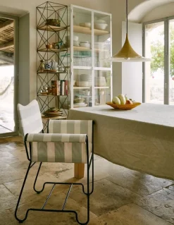 GUBI Tropique stol, klassiskt svart - Leslie Stripe 20