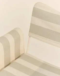 GUBI Tropique stol med fransar, klassiskt vit - Leslie Stripe 20