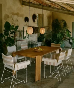 GUBI Tropique stol med fransar, klassiskt vit - Leslie Stripe 40