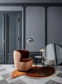 GUBI Tynell 5321 bordslampa, mässing - rotting