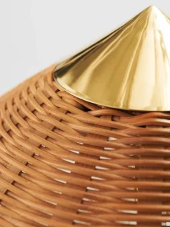 GUBI Tynell 9602 golvlampa, mässing - rotting