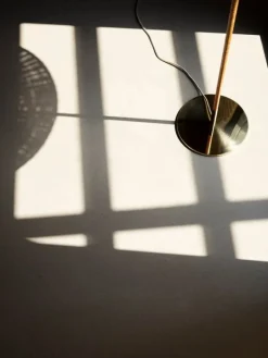 GUBI Tynell 9602 golvlampa, Pierre Frey Special Edition