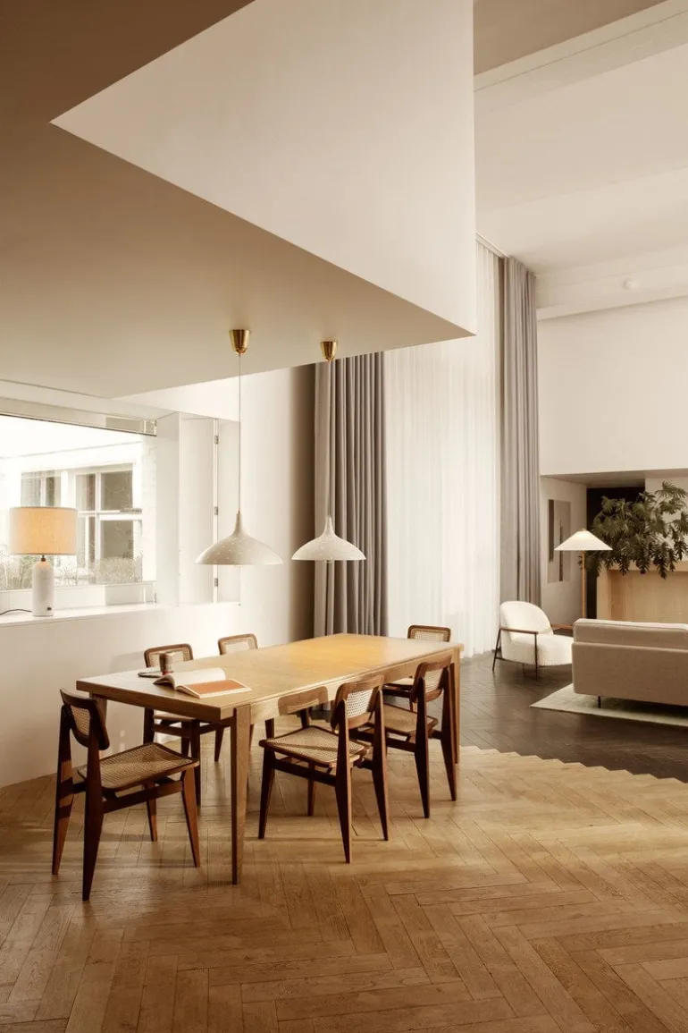 GUBI Tynell 1965 pendellampa, vit