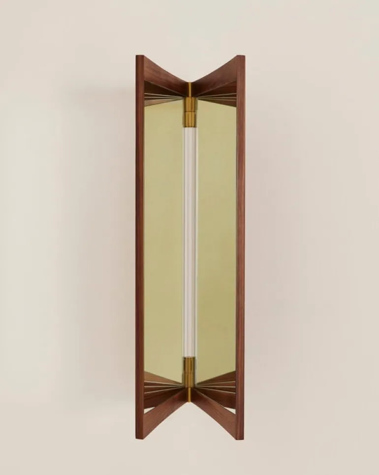 GUBI Vanity väggspegel, 2 paneler, valnöt - mässing