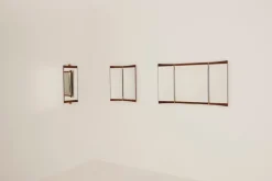 GUBI Vanity väggspegel, 1 panel, valnöt - mässing