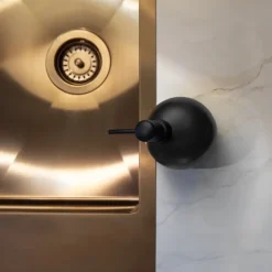 Happy Sinks Happy Sinks Kiwi tvålpump, mattsvart
