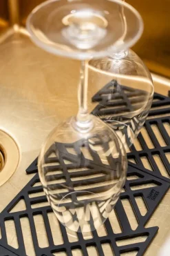 Happy Sinks Happy Sinks Puzzle matta till diskho, 4 st, svart