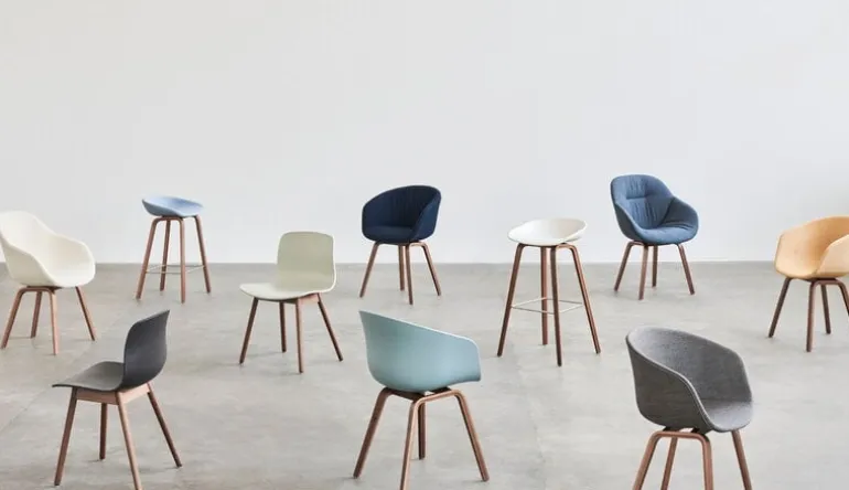 HAY About A Chair AAC23 Soft, lackad valnöt - Bolgheri LGG60