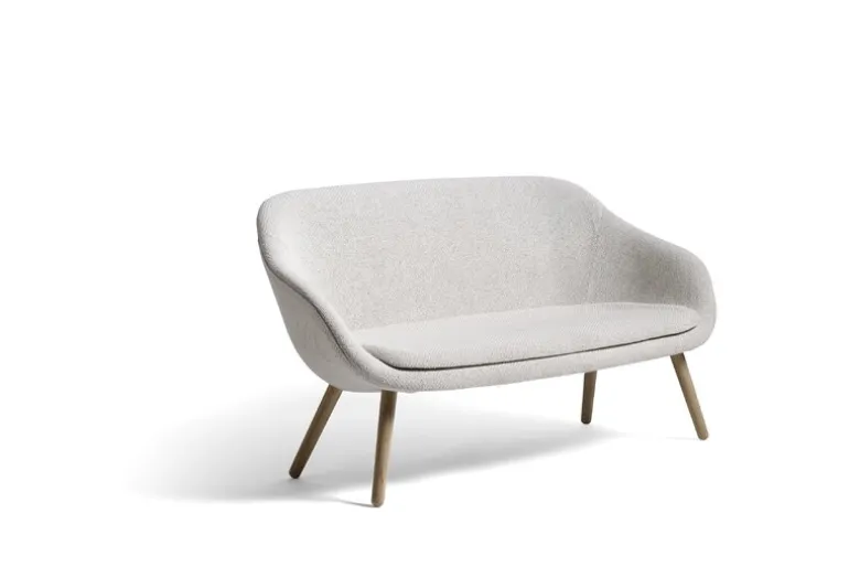 HAY About A Lounge AAL Sofa, lackerad ek - Coda 100