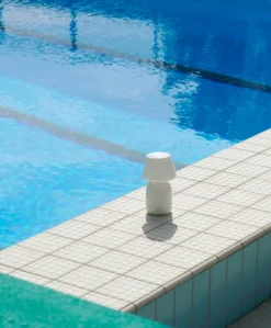 HAY Apollo bärbar bordslampa, vit