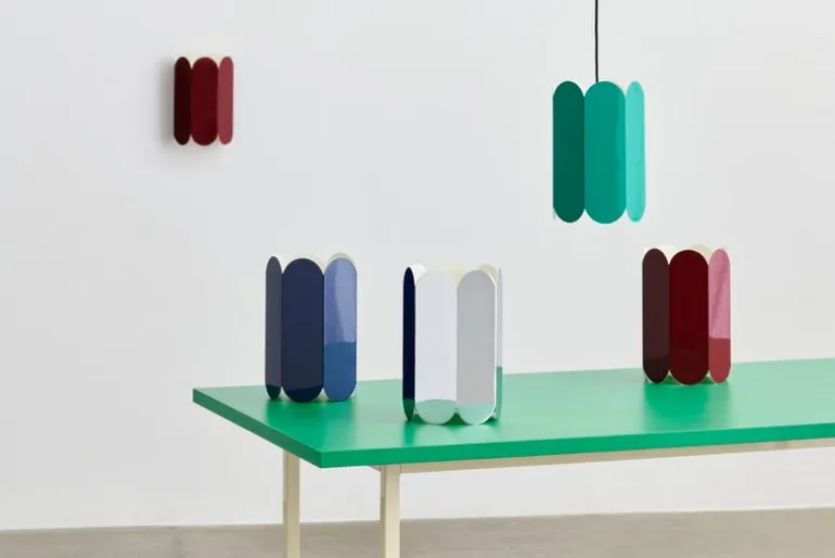 HAY Arcs vägglampa, mirror