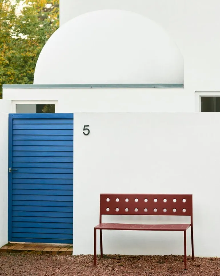 HAY Balcony bänk, 114 x 52 cm, järnröd