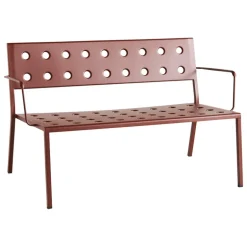 HAY Balcony Lounge bänk med armstöd, 121,5 x 69 cm, järnröd
