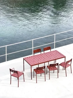 HAY Balkong fåtölj, järnröd