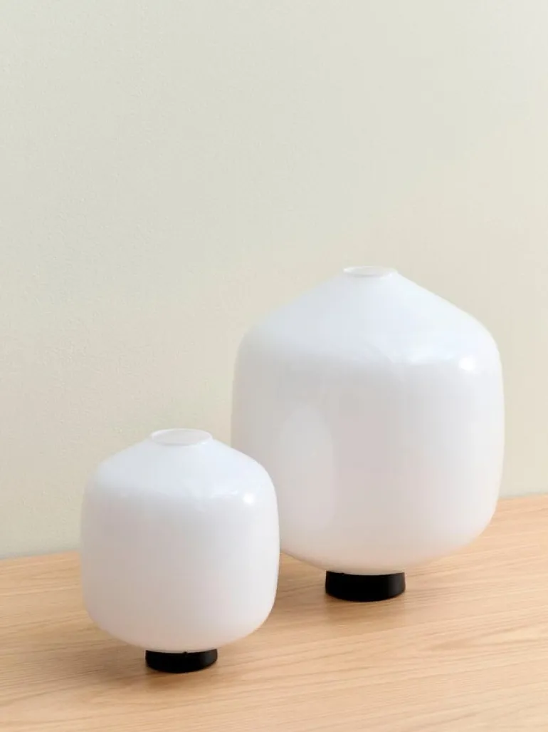 HAY Buoy 300 bordslampa, mjuk svart sladd