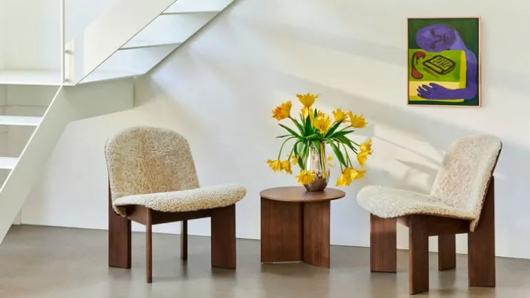 HAY Chisel fåtölj, Mohawi 21 fårfäll - lackerad valnöt