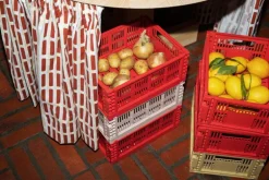 HAY Colour Crate, M, återvunnen plast, pulver