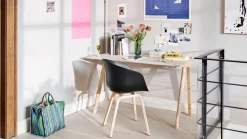 HAY CPH90 2.0 skrivbord, 130 x 65 cm, lackad ek - benvit linoleum