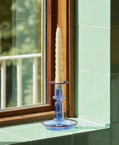 HAY Flare medium ljusstake, ljusblå med röd kant