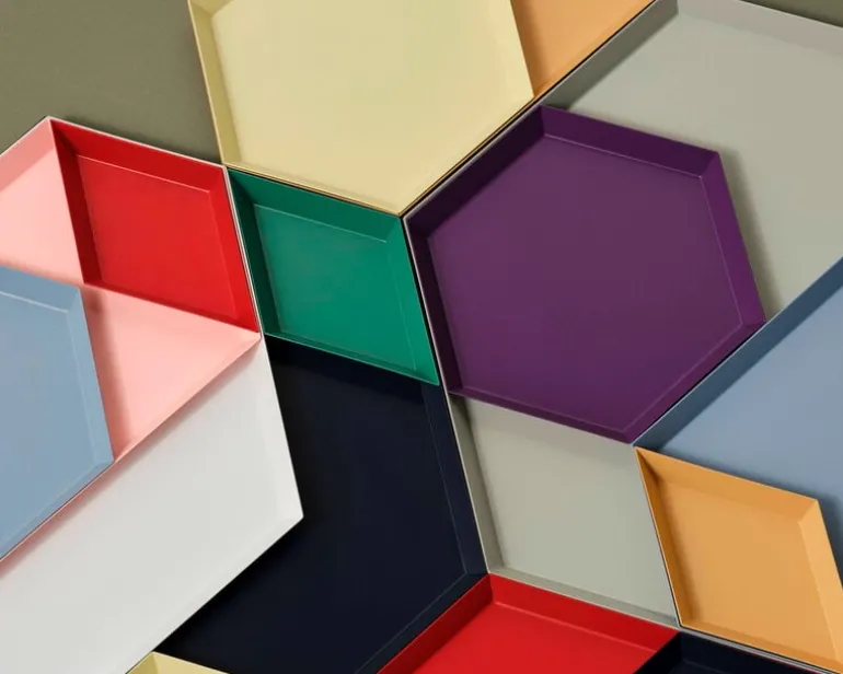 HAY Kaleido bricka M, karamellfärg