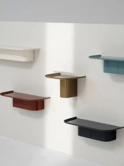 HAY Korpus hylla L, 7 krokar, kräm