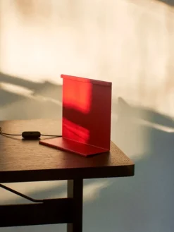 HAY LBM bordslampa, tomatröd