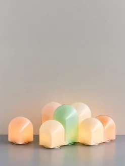 HAY Parade Portable 160 bordslampa, skalvit