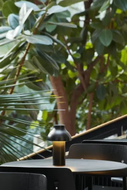 HAY PC Portable bärbar bordslampa, soft black