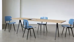 HAY Revolt stol, svart - azurblå 3.0