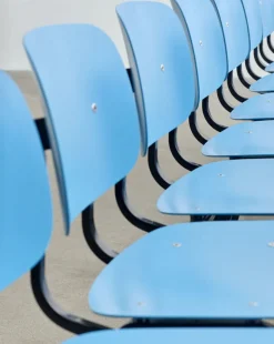 HAY Revolt stol, svart - azurblå 3.0