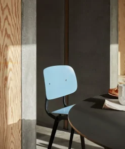 HAY Revolt stol, svart - azurblå 3.0