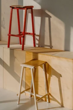 HAY Taburete 8, barstol, låg, 65 cm, äggskal - lackad ek