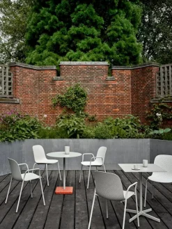 HAY Terrazzo bord, 70 cm, ljusgrå - röd