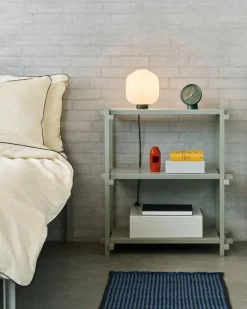 HAY Woody Column 2.0 hylla, låg, rökmålad grå bok - rökmålad grå stål