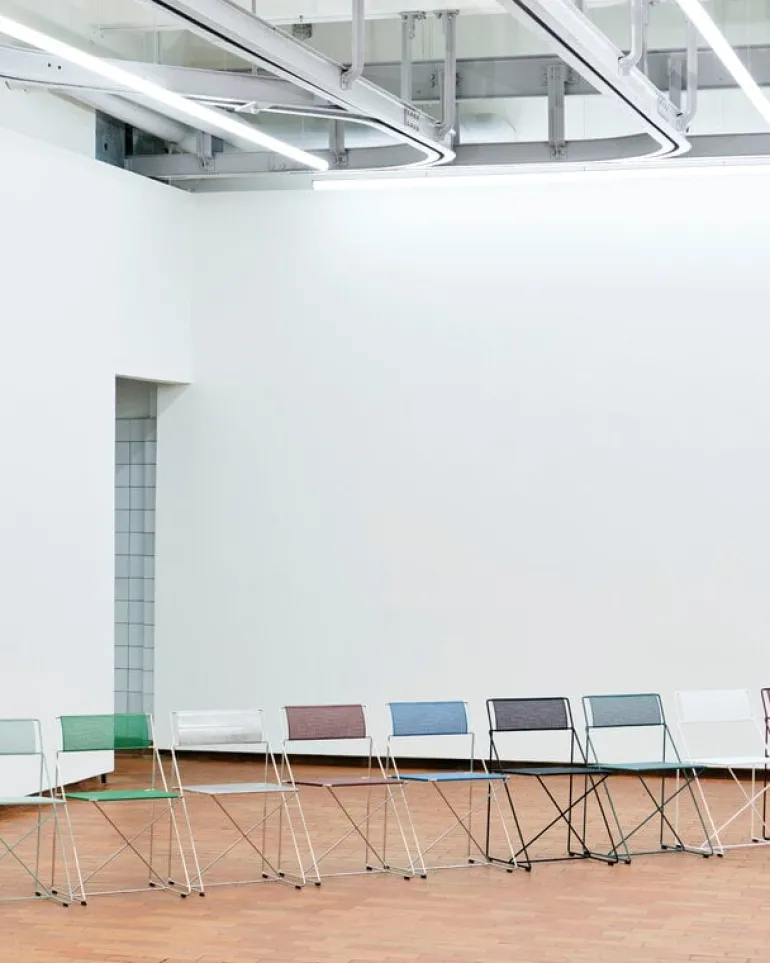 HAY X-Line stol, inomhus, förkromad - blekt lind