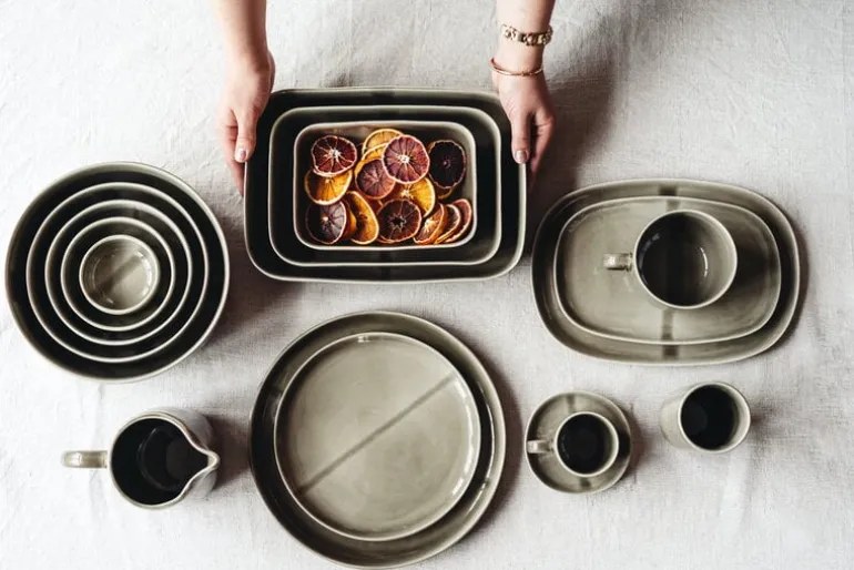 Heirol Svelte skål, 23 cm, oliv