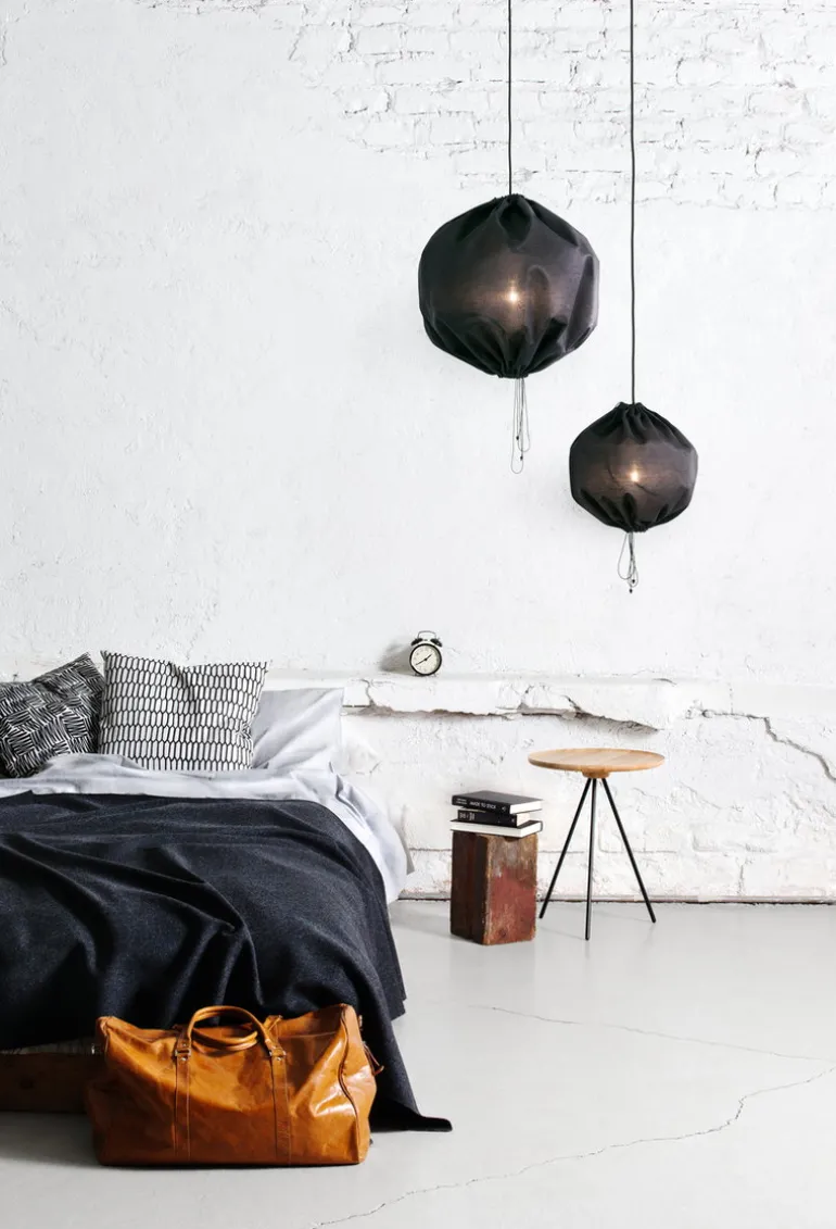 Hem Key sidobord, ask - svart