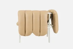 Hem Puffy fåtölj, sandfärgat läder - cream stål