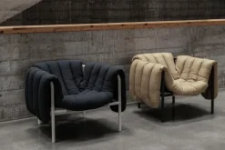 Hem Puffy fåtölj, sandfärgat läder - gråsvart stål