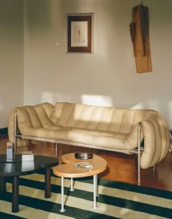 Hem Puffy 2,5-sitsig soffa, sandfärgat läder - rostfritt stål