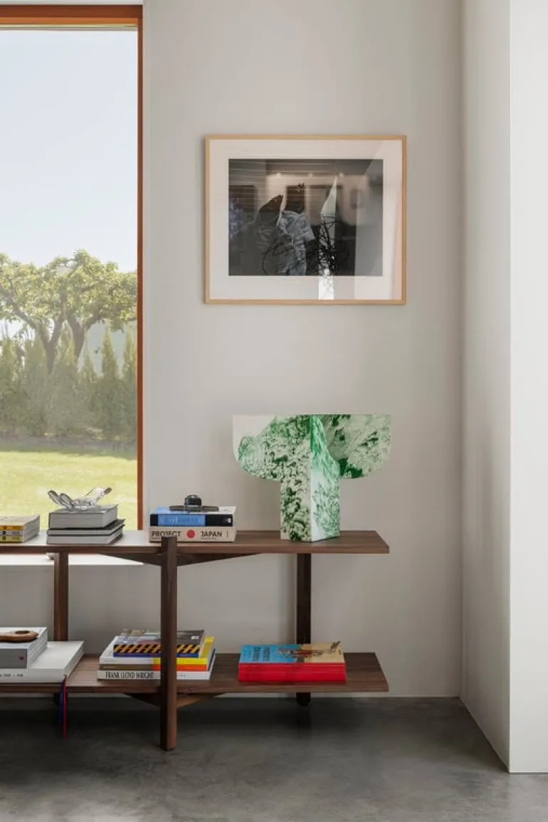 Hem Zig Zag mediehylla, valnöt