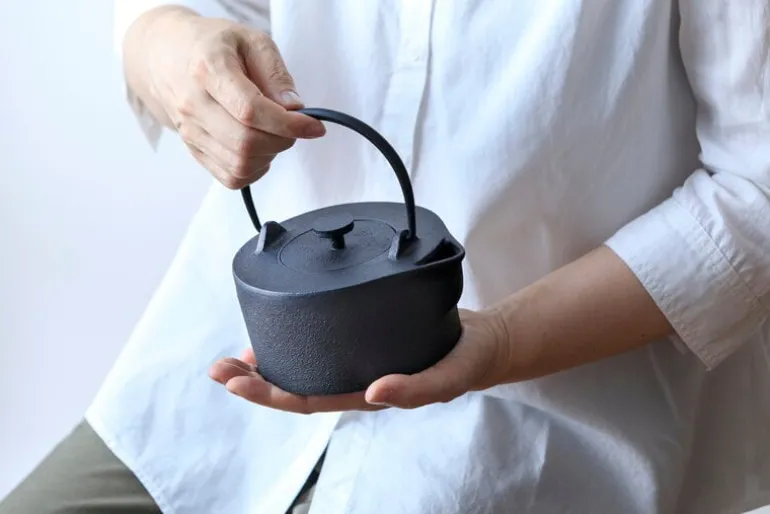 Iwatemo HK tekanna, 0,4 L, gjutjärn