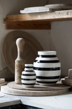 Kähler Omaggio vas, medium, svart