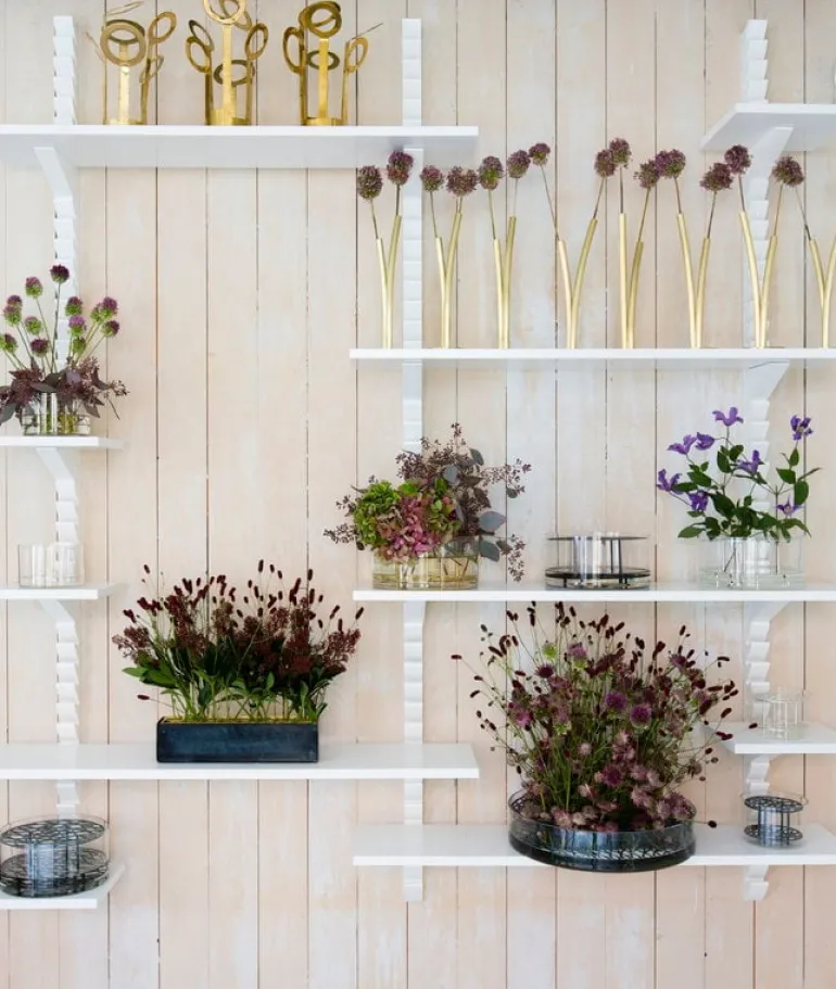 Klong Äng vas, rektangulär, mässing