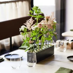 Klong Äng vas, rektangulär, mässing