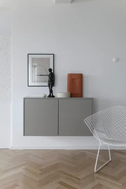 Knoll Bertoia Diamond stol, vit - svart kudde