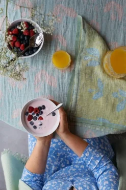 Lapuan Kankurit Kesäkukka bordsduk/filt, turkos - rosenröd