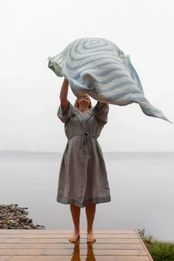 Lapuan Kankurit Metsälampi badlakan, vit - grön - regnblå