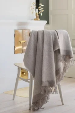 Lapuan Kankurit Rauha filt, 130 x 180 cm, vit - beige